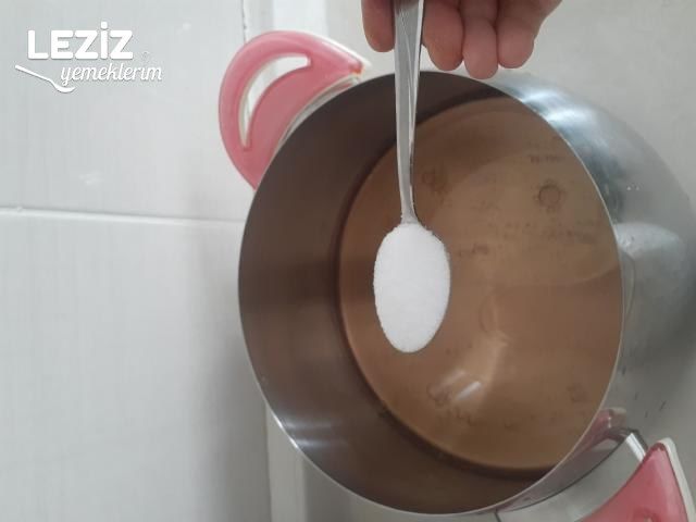 Yağlı Biber Turşusu (Ertesi Güne Hazır)