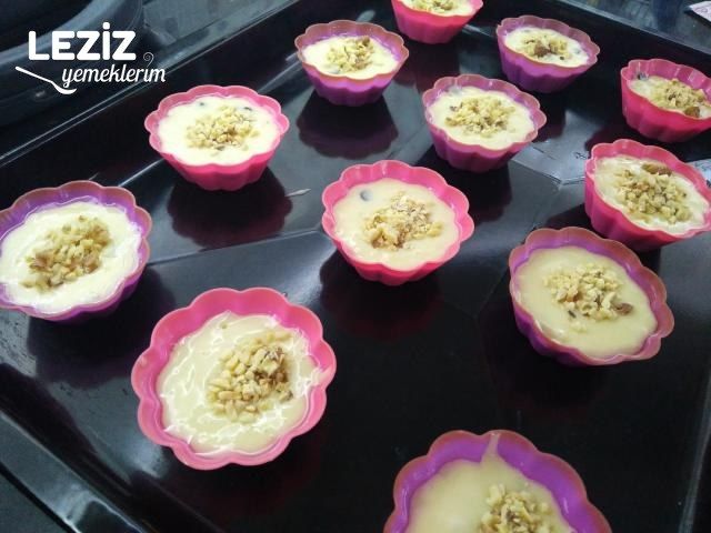 Damla Çikolatalı Muffin Kek