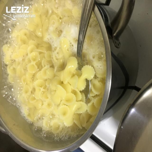 Pratik Makarna Mantısı Nasıl Yapılır?