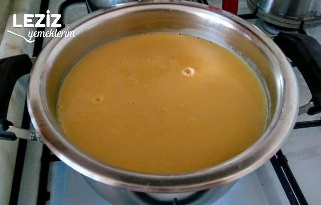 Sütlü Mercimek Çorbası Tarifi