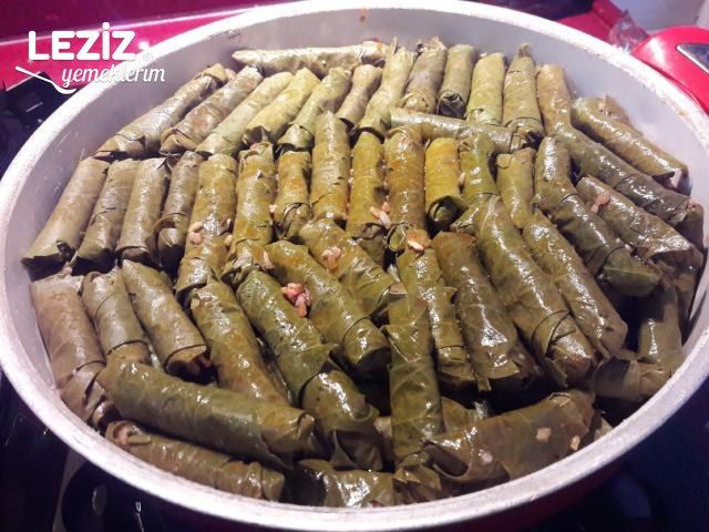 Tavuklu Sarma (Lezzetine Baylıacaksınız)