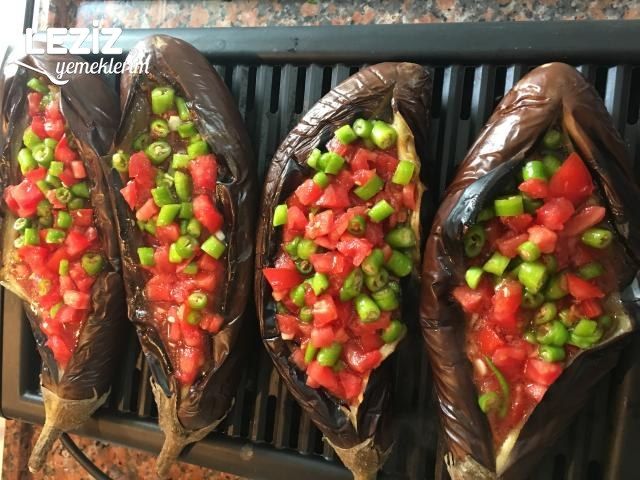 Izgarada Kaşarlı Patlıcan