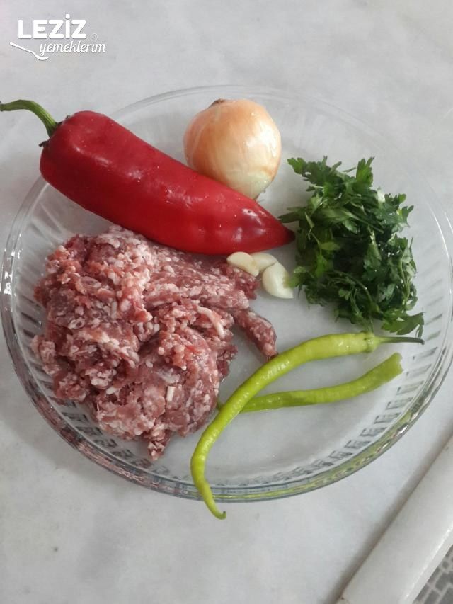 Avcı Böreği Nasıl Yapılır