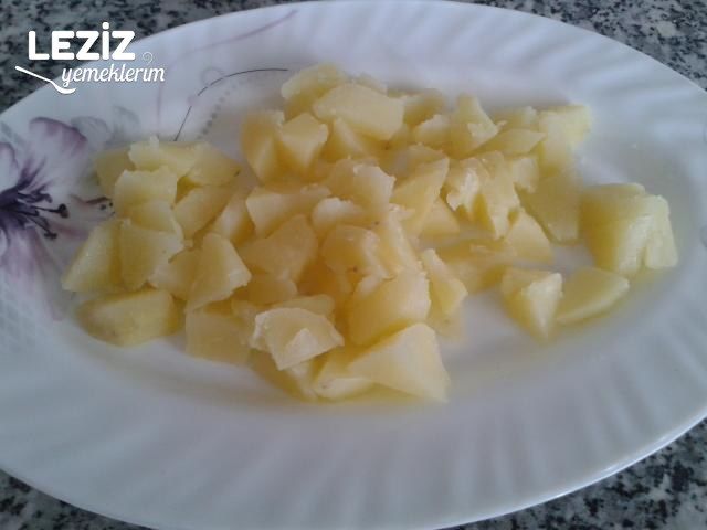 Haşlanmış Patates Yoğurtlaması