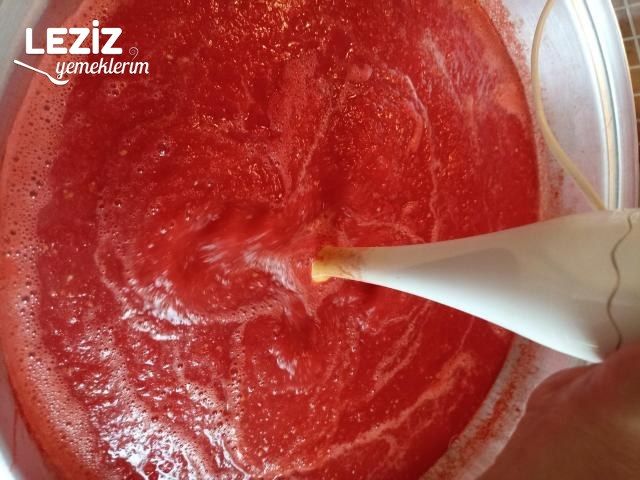 Domates Konservesi Nasıl Yapılır