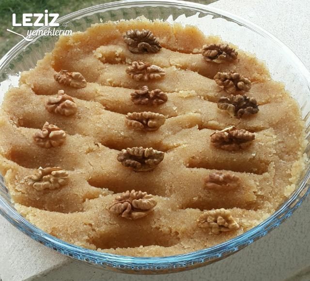 İrmik Helvası (Tüm Aşama Fotoğrafları İle)