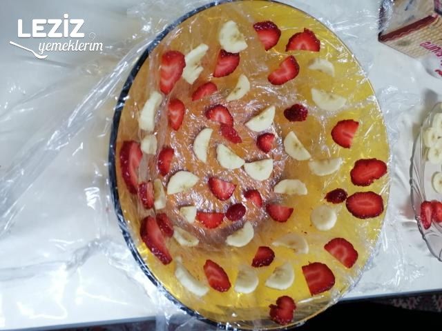 Meyveli Parfe Nasıl Yapılır