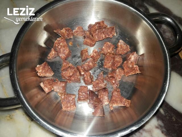 Tereyağlı Sucuklu Yumurta