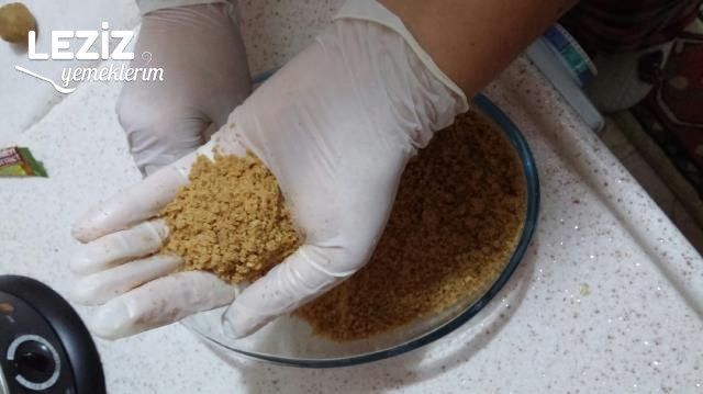 Çikolata Topları (3 Malzemeli - Çok Pratik)