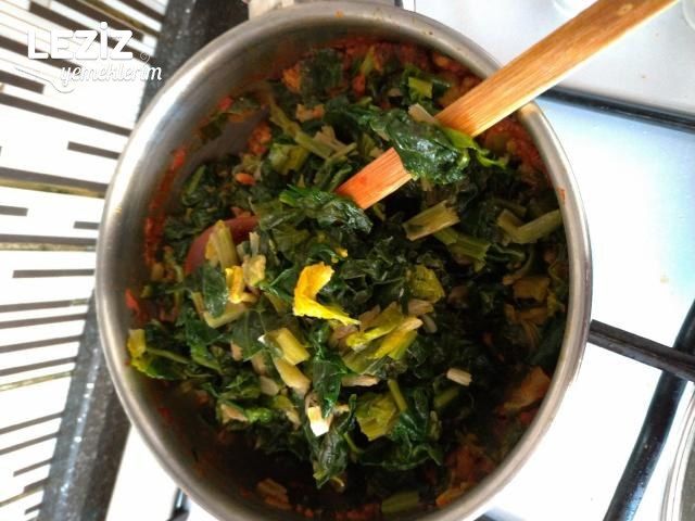 Ispanaklı Gül Börek Tarifi