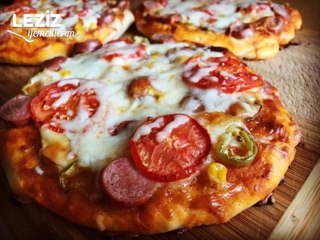 Mozzarella Peynirli Pizza