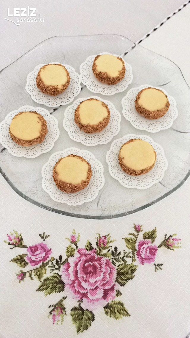 Tahinli Susamlı Kurabiye