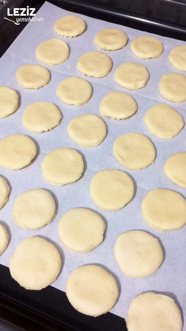 Tahinli Susamlı Kurabiye