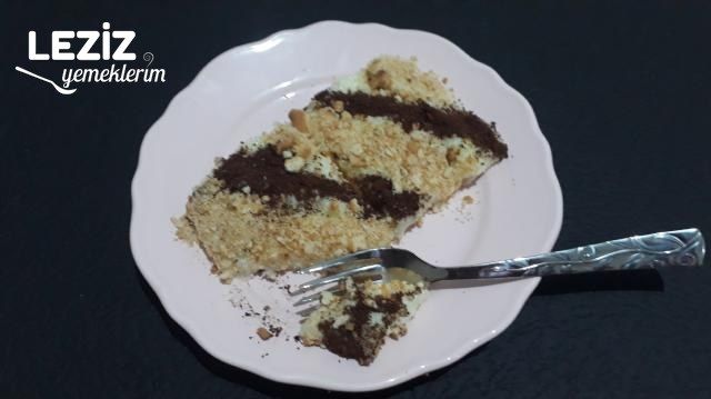 Bisküvili İrmik Tatlısı Nasıl Yapılır