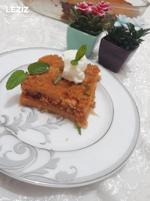 Karnabaharlı Sini Köftesi