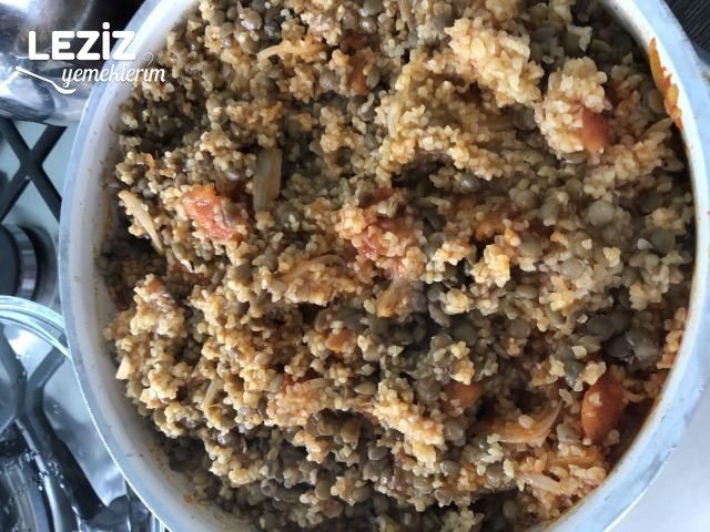Domatesli Mercimekli Bulgur Pilavı