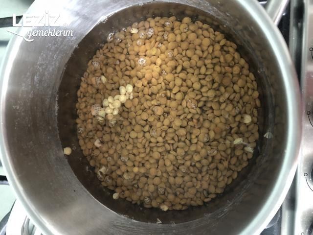 Domatesli Mercimekli Bulgur Pilavı