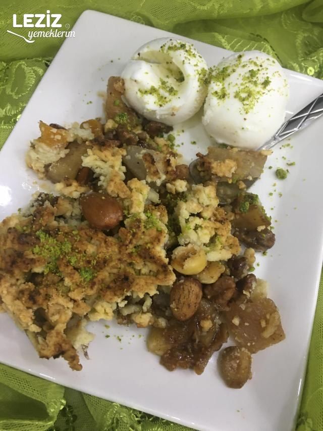 Kuruyemişli Meyve Tatlısı