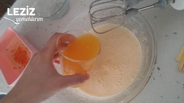 Portakallı Kek (Aşırı Kabaran)