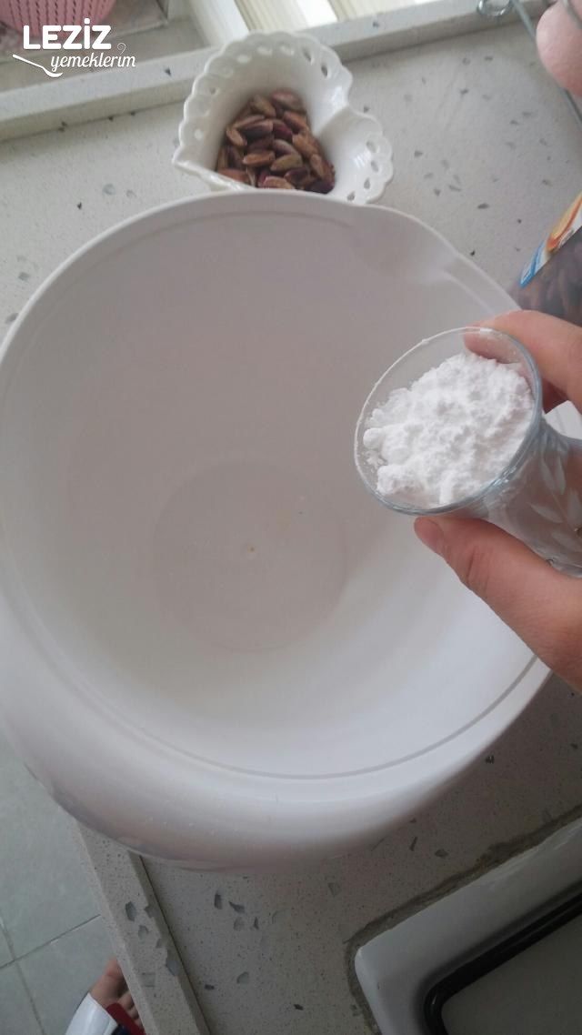 Antep Fıstıklı Kurabiye (Çocukluğumun Kurabiyesi)