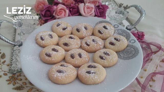 Antep Fıstıklı Kurabiye (Çocukluğumun Kurabiyesi)