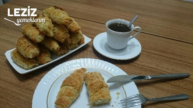 Peynirli Kruvasan Börek
