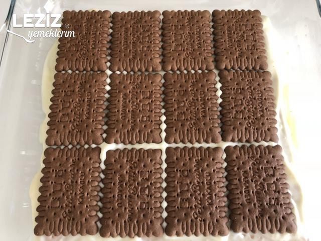 Muhallebili Bisküvi Pastası Tarifi