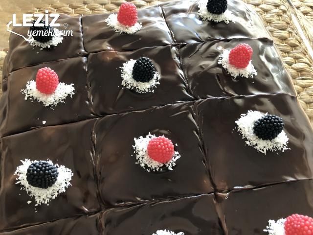 Muhallebili Bisküvi Pastası Tarifi