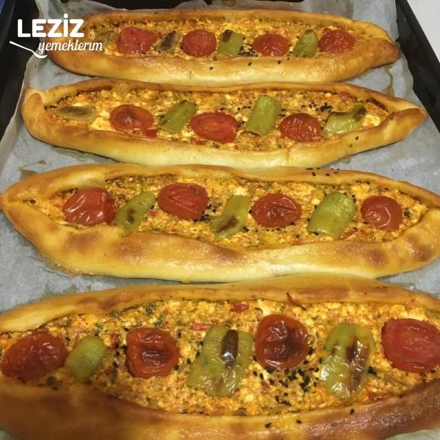 Evde Peynirli Pide Yapımı