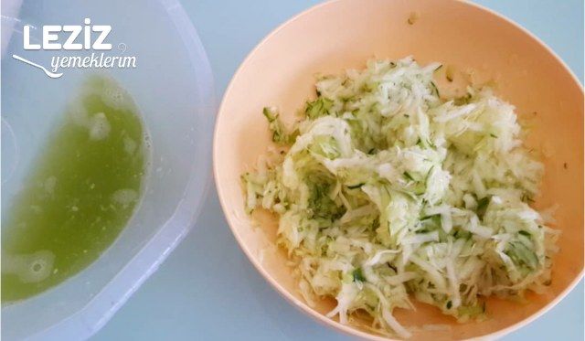 Yoğurtlu Kabak Salatalık Mezesi