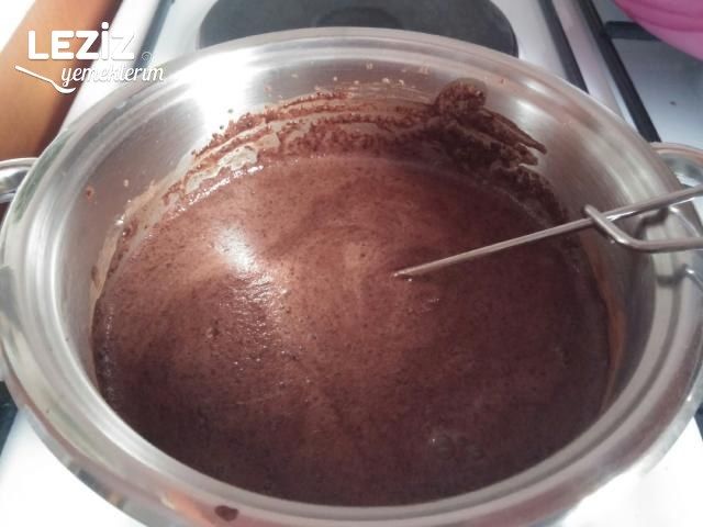 Ev Yapımı Çikolata Sosu