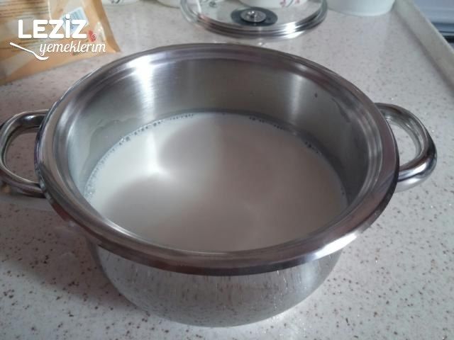 Ev Yapımı Çikolata Sosu