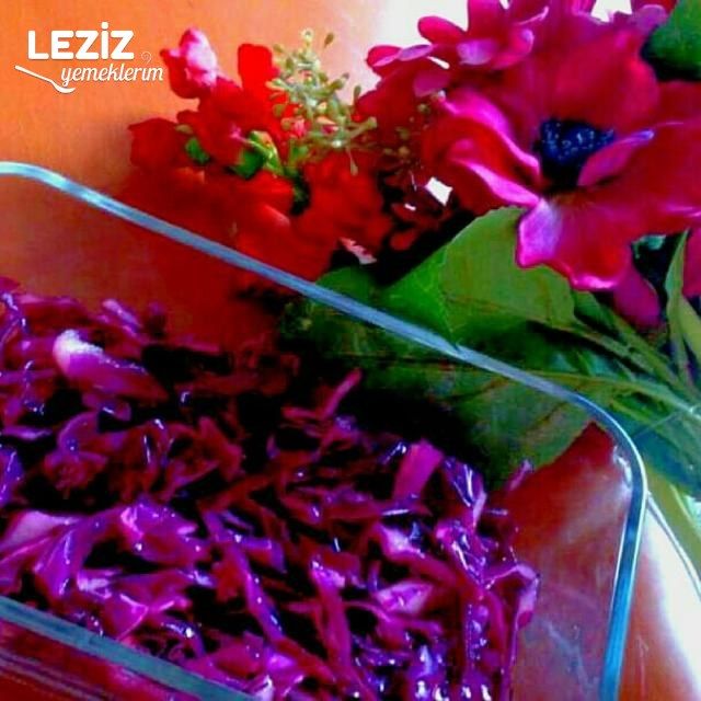 Salatalar İçin Pratik Mor Lahana