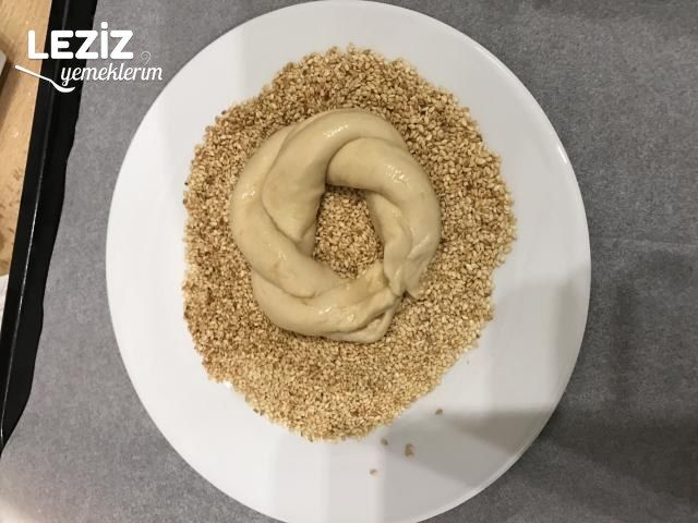 Ev Yapımı Pastane Simidi