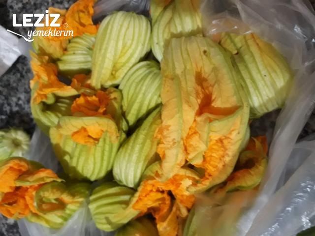 Nefis Kabak Çiçeği Dolması Tarifi