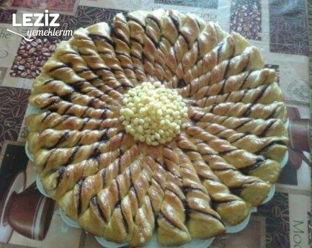 Çikolatalı Ayçiçeği Çöreği
