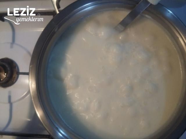 Yayla Çorbası (Kış Aylarının Vazgeçilmezi)