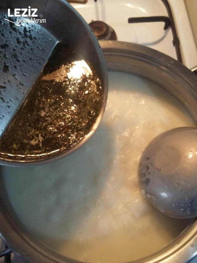 Yayla Çorbası (Kış Aylarının Vazgeçilmezi)