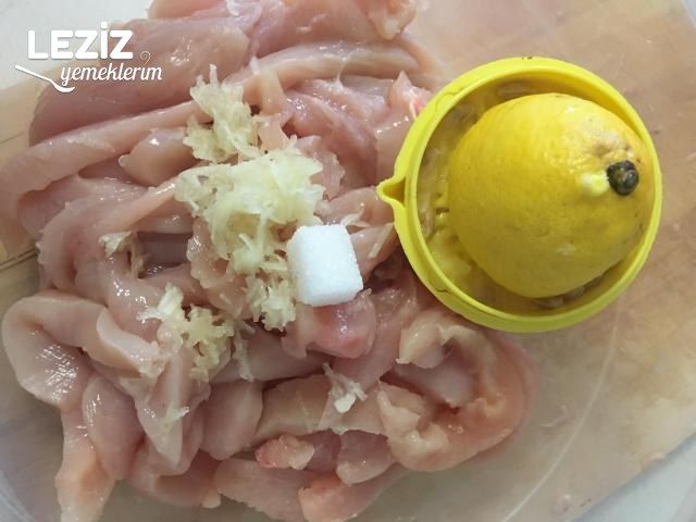 Biberli Jülyen Tavuk