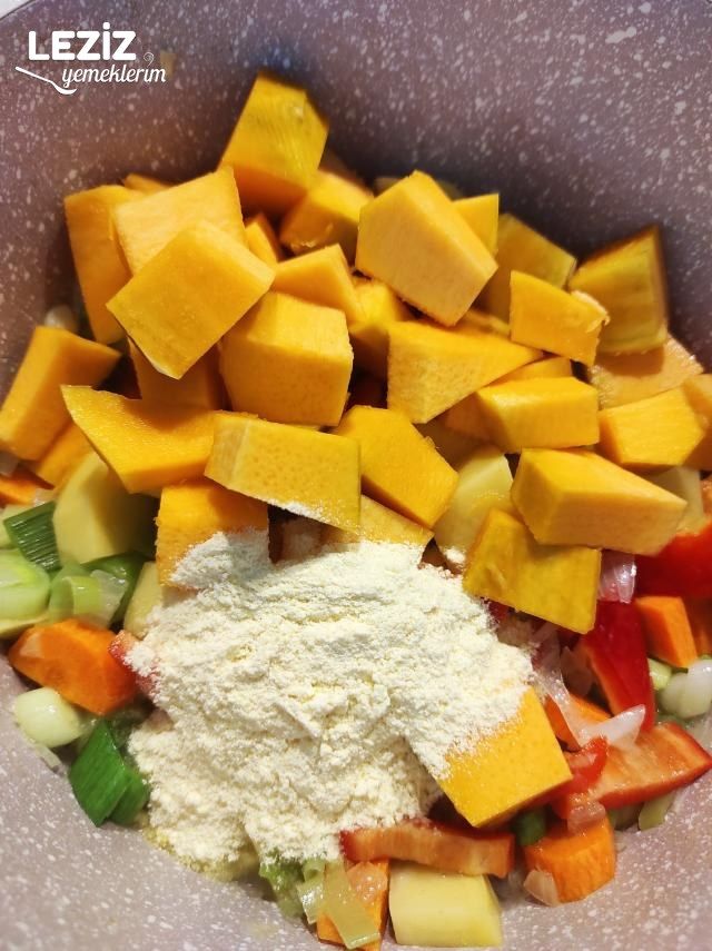 Bol Vitaminli Balkabağı Çorbası Nasıl Yapılır