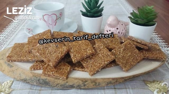 Susamlı Krokan Tarifi (Çay Kahve Yanına)