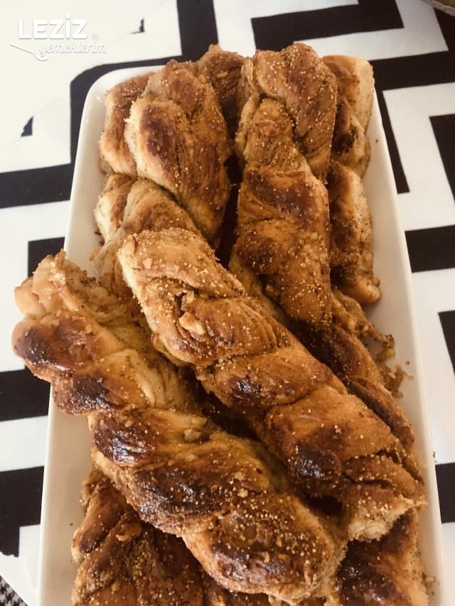 Nefis Haşhaşlı Cevizli Çörek Tarifi