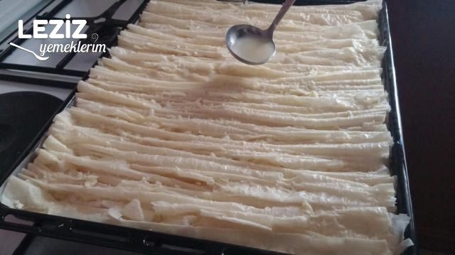 Çıtır Çıtır Peynirli Pileli Börek Tarifi