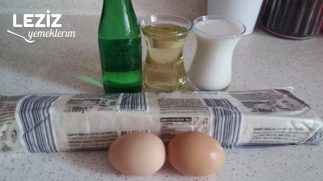 Çıtır Çıtır Peynirli Pileli Börek Tarifi