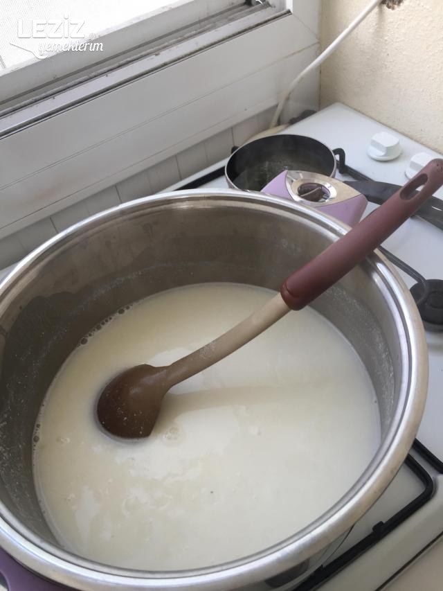 Kuskuslu Yayla Çorbası