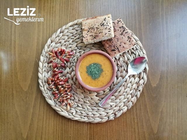 Lezzetli Ezogelin Çorbası Tarifi