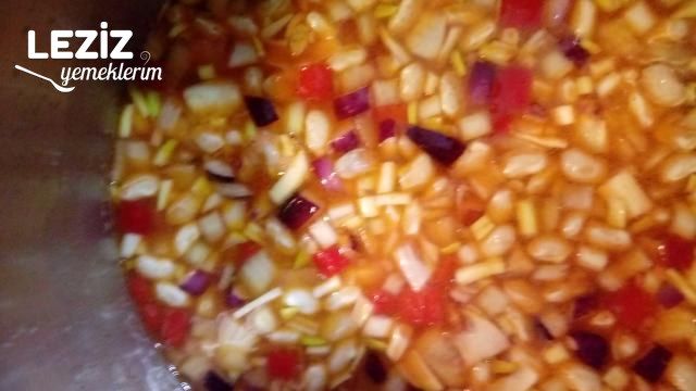 Düdüklüde Pastırmalı Kuru Fasulye