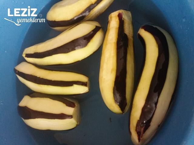 Nefis Köfteli Karnıyarık Tarifi