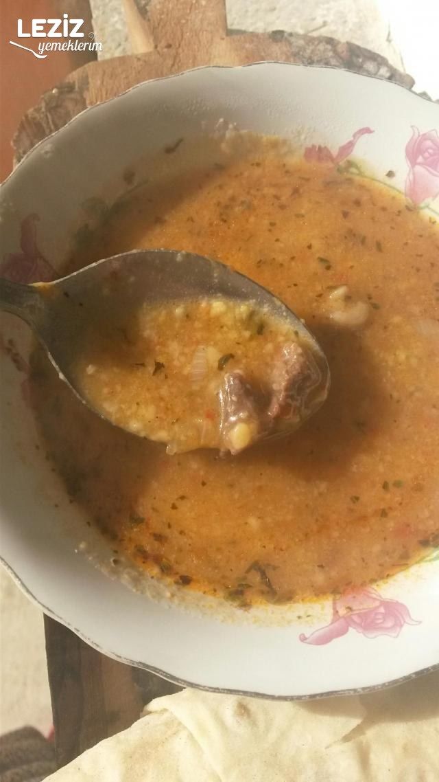 Kavurmalı Tarhana Çorbası