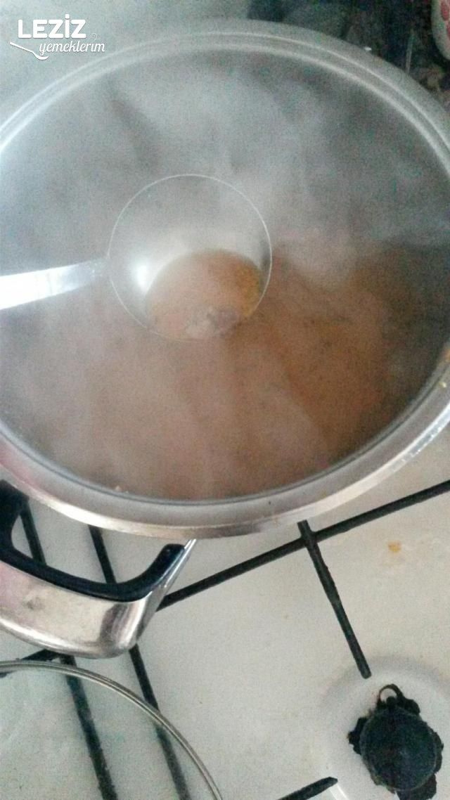 Kavurmalı Tarhana Çorbası